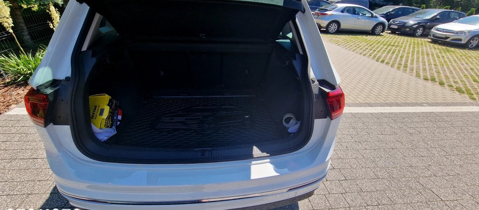 Volkswagen Tiguan cena 143000 przebieg: 48000, rok produkcji 2019 z Łódź małe 277